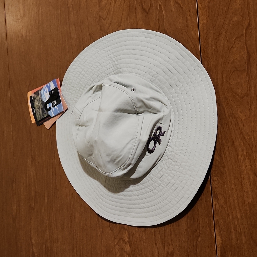 NWT** Kids Outdoor Research Sun Hat